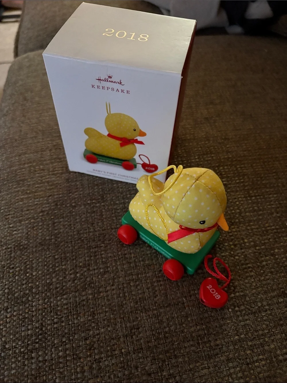 Retired Hallmark 2018 Yellow Polka Dot Duck Babies 1st Christmas BNWT